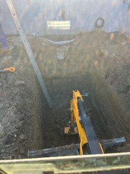 Vykopove práce minibagrom