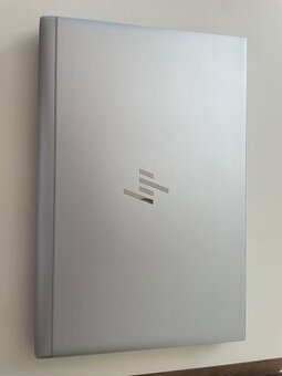 Paradný HP EliteBook 830 G7
