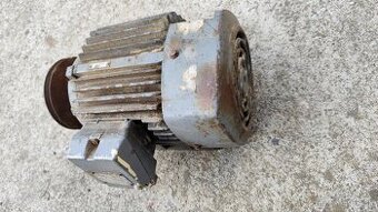 Elektromotor 1,5 kw 28 kg