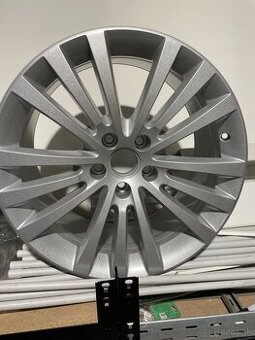 Škoda elektrony R18