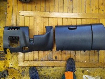 Subaru Impreza, Forester spodok palubovky