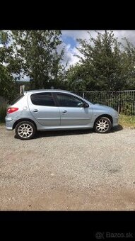 Elektróny na Peugeot 206