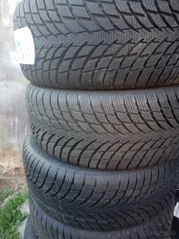 Zimné pneumatiky Nokian 215/45 R18
