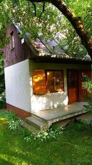 Záhrada 5ár s chatkou Košice Čermeľ