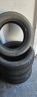 Predám Dunlop 205/60 R16