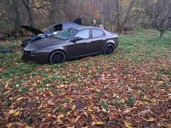 Rozpredám Alfa romeo 159
