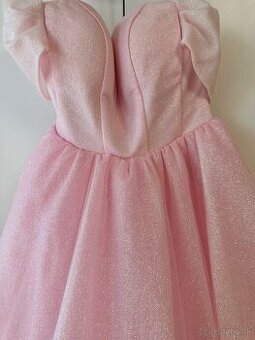 Elegantné trblietavé šaty z dielne “Elli’s Dresses”