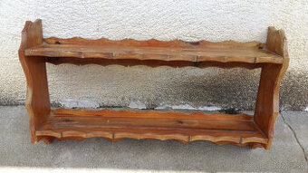 Drevené retro police