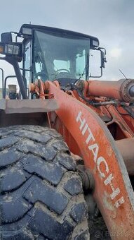 Nakladač Hotachi ZW310