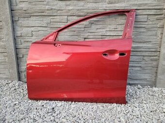 MAZDA 3 PREDNE LAVE DVERE