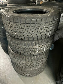 Zimné pneumatiky 235/60 R16 - 1