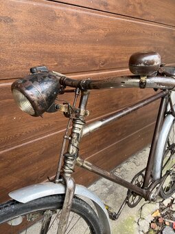 Starožitný bicykel Favorit