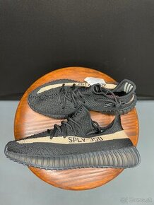 Yeezy boost 350 copper 43 1/2