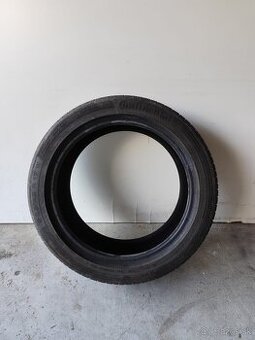 225/45 R17