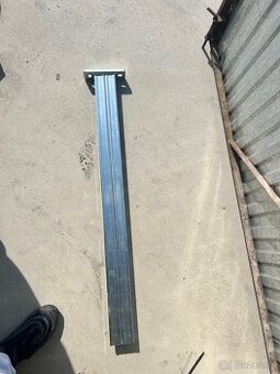 HILTI - konzola