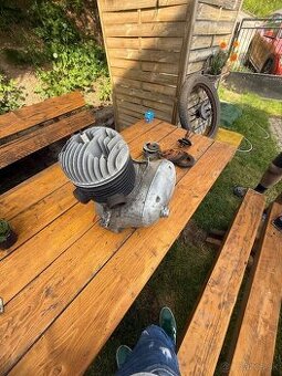 Motor jawa 353