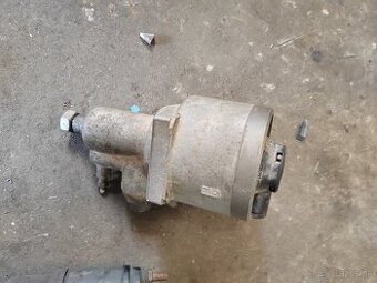 Avia a 75 posilňovač spojky