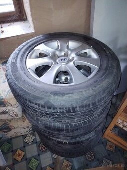 4ks kolesá hyundai 235/65 R17