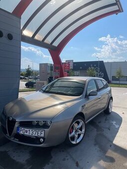 Alfa Romeo 159 1.9 JTDm 110kw