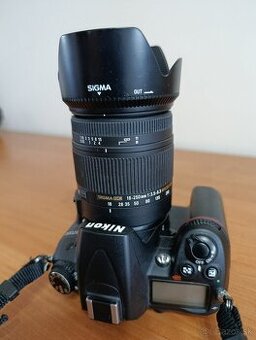 Nikon D 7000