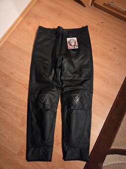 Dainese kozene nohavice velkost 60