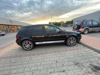 VW Golf 4