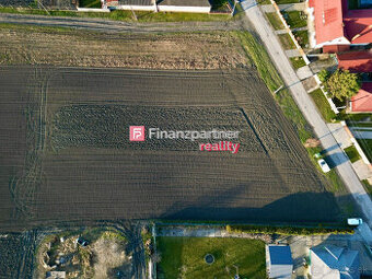 Na predaj stavebný pozemok v obci Ňárad 1720 m2