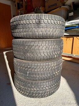 205/60 R16 BRIDGESTONE BLIZZAK LM-25 - 1