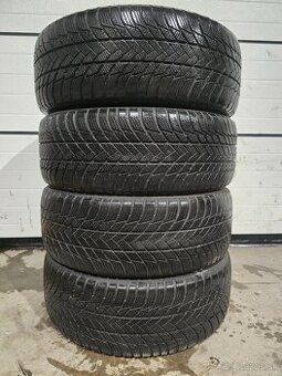 Zimné Pneu Bridgestone Blizzak LM005 225/60 R17