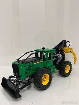 Lego technic 42157 - 1