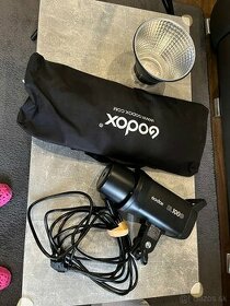 Godox foto/video svetlo, stativ , softbox