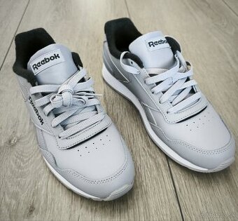 Botasky Reebok