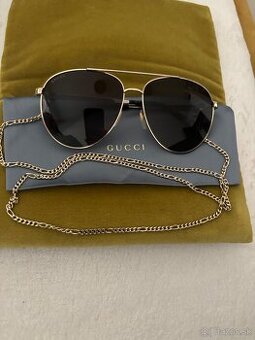 Gucci slnecne okuliare s retiazkou