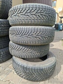 215/60R16