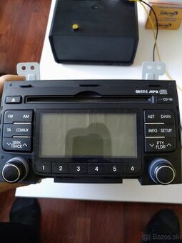 Hyundai i30 Radio nefunkcne