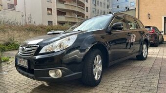 Subaru Outback 2D 2012