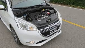 Peugeot 208 , 207