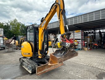 Predám mini bager JCB 8029