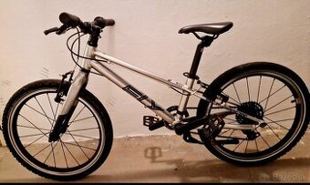 Superľahký bicykel 20 palcov