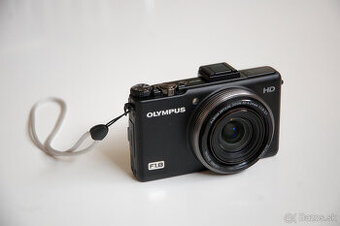 Olympus XZ-1 ....F1.8