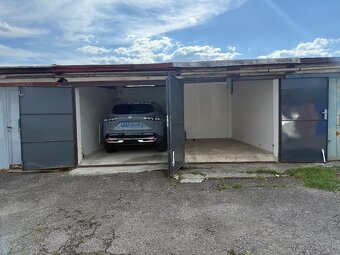 Na predaj dve garáže vedľa seba - 1