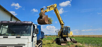 Báger Komatsu PW220