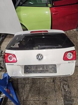 Kufrove dvere combi passat b6