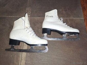 Dámske korčule veľkosť č. 39 - 40