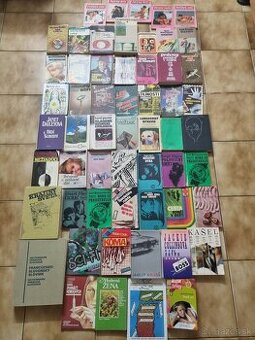 Balík 57 kníh na predaj v cene jednej novej knihy