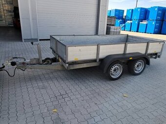 Prívesný vozik sklapač