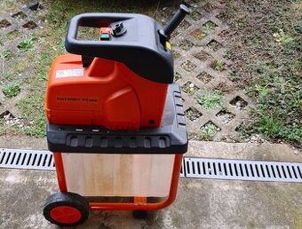 Predám drtič konárov