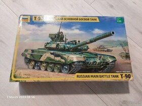 Model tanku T-90