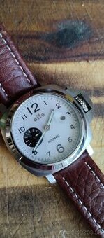SWISS STROJ,HODINKY OIIO DATES AUTOMATIK