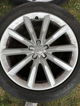 Audi disky plus gumy